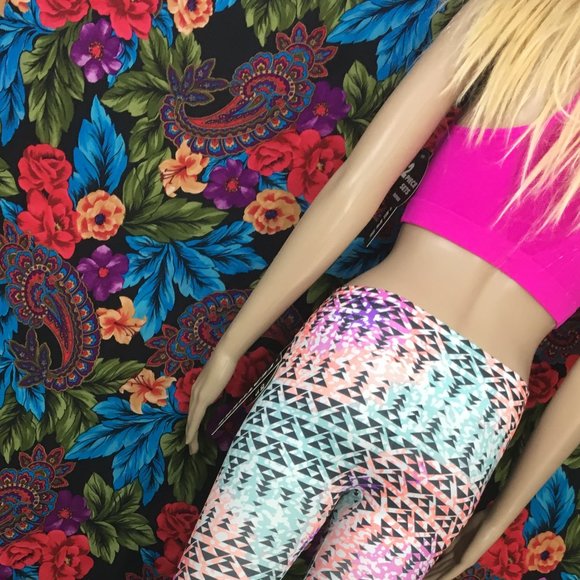 NEW 2-PIECE ATHLETIC MULTI COLOR JOGGERS & PINK TOP - Picture 5 of 9